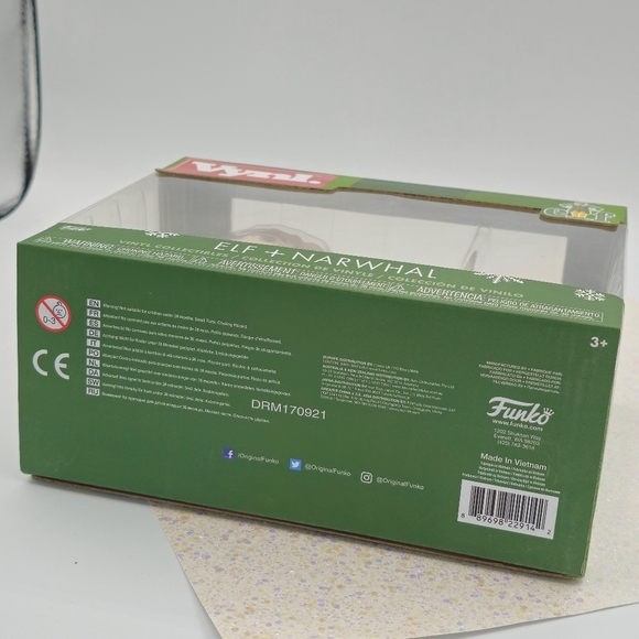 Funko Vynl Elf Buddy & Narwhal Collectible Vinyl Figures - Picture 7 of 7